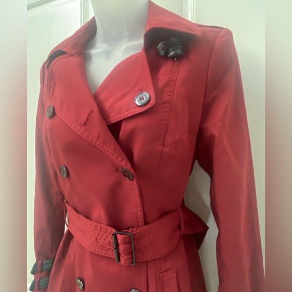 White House Black Market Burgundy Double-Breasted Trench Coat Sz XS - Picture 2 of 4